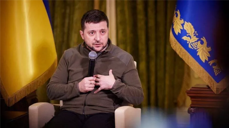 زيلينسكي: مقتل 1300 جندي أوكراني منذ بدء الحرب