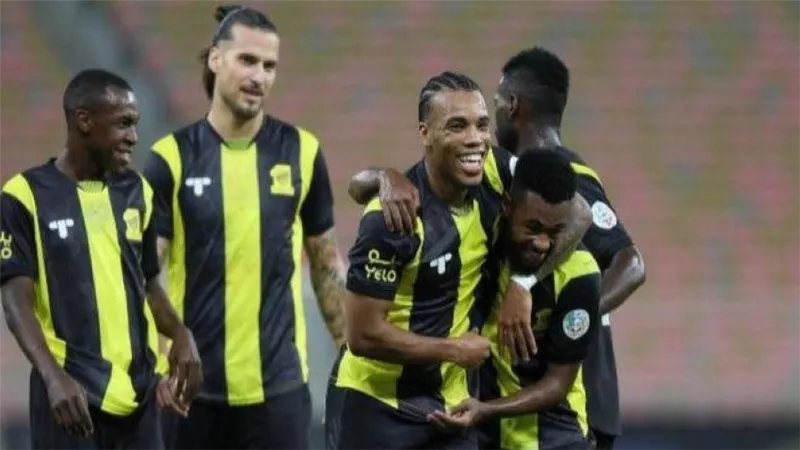 اتحاد جدة يستعد لمواجهة مثيرة مع الفيحاء 