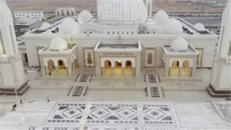 مسجد الفتاح العليم.. صرح إسلامي يستوعب 17 ألف مصلٍ بالعاصمة الإدارية