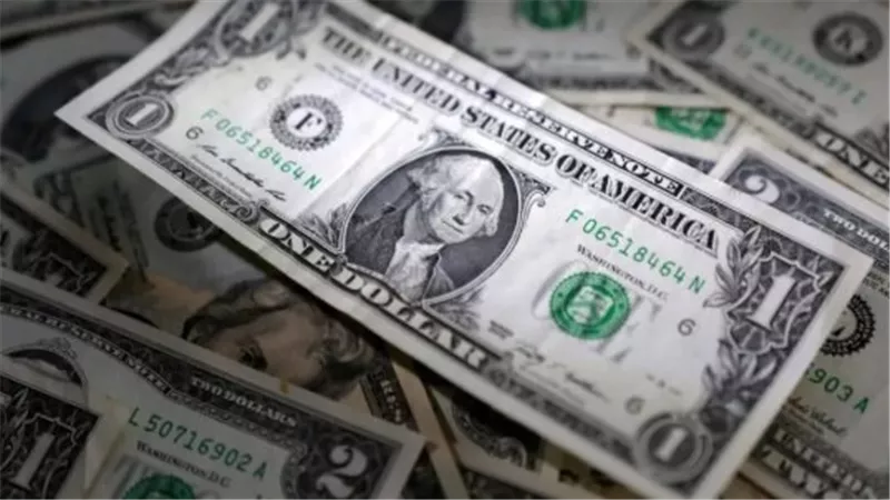 أسعار الدولار اليوم في البنوك المصرية.. تعرف على سعر الشراء والبيع