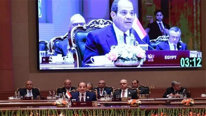 السيسي في قمة بريكس.. صورة جماعية وزراعة أشجار ولقاءات مع كبار المستثمرين الهنود