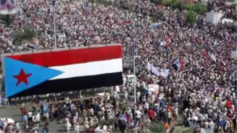 الجنوب العربي يحسم بوصلته.. القرار الجنوبي وحق تقرير المصير فوق كل التسويات