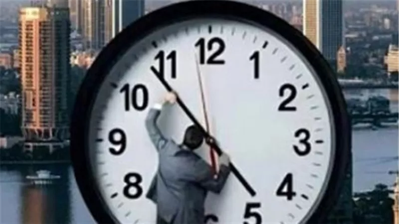 قبل نهاية أكتوبر.. اعرف موعد تغيير الساعة والعودة للتوقيت الشتوي