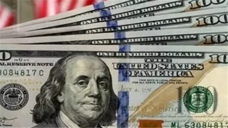 52.15 جنيه للشراء.. مفاجأة سعر الدولار اليوم في البنوك