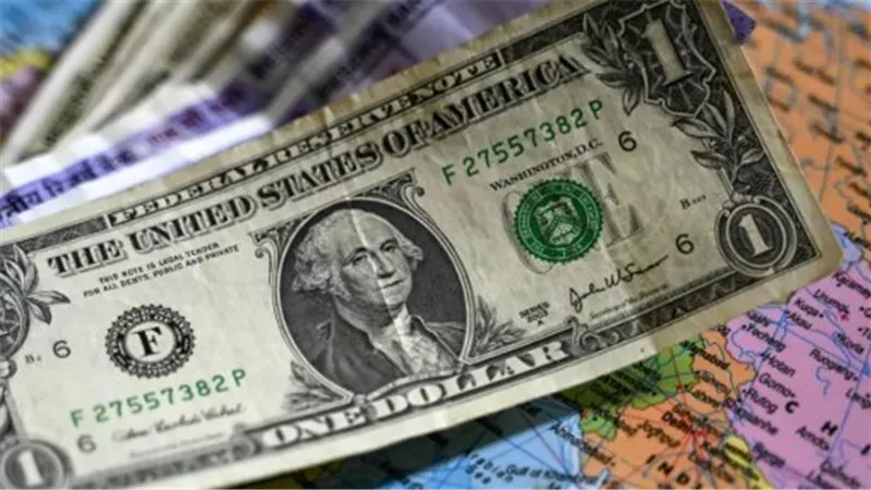 سعر الدولار اليوم.. البنك المركزي يسجل رقمًا جديدًا في التعاملات