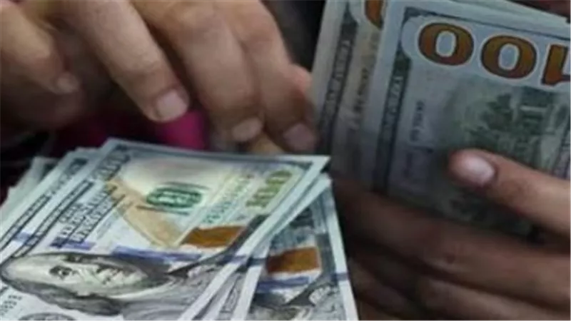أعلى وأقل سعر للدولار اليوم.. الفارق قد يفاجئك