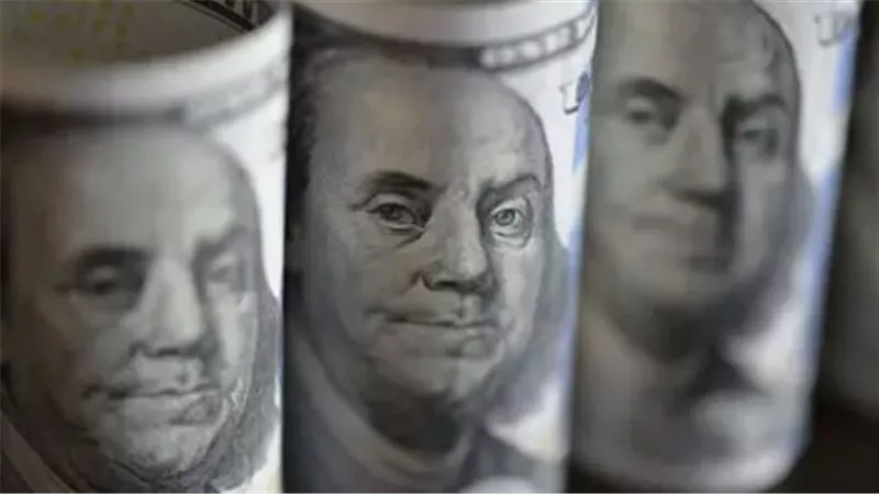 سعر الدولار مقابل الجنيه اليوم.. استقرار ملحوظ خلال عطلة البنوك
