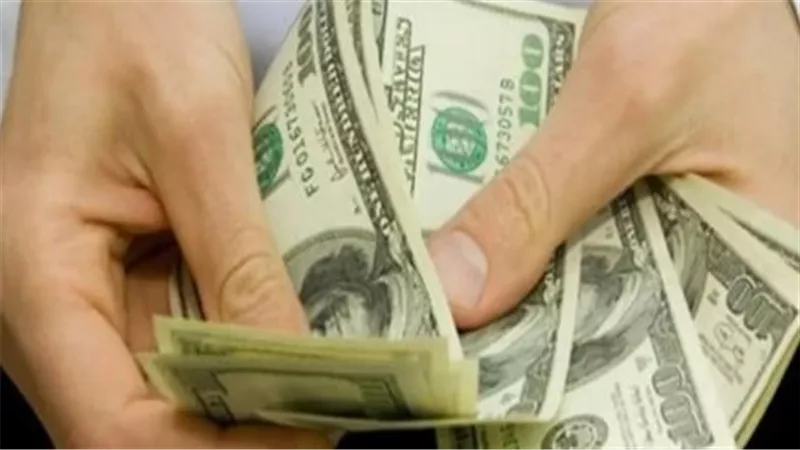 كم وصل الدولار اليوم؟ أسعار العملة الأمريكية في أبرز البنوك المصرية