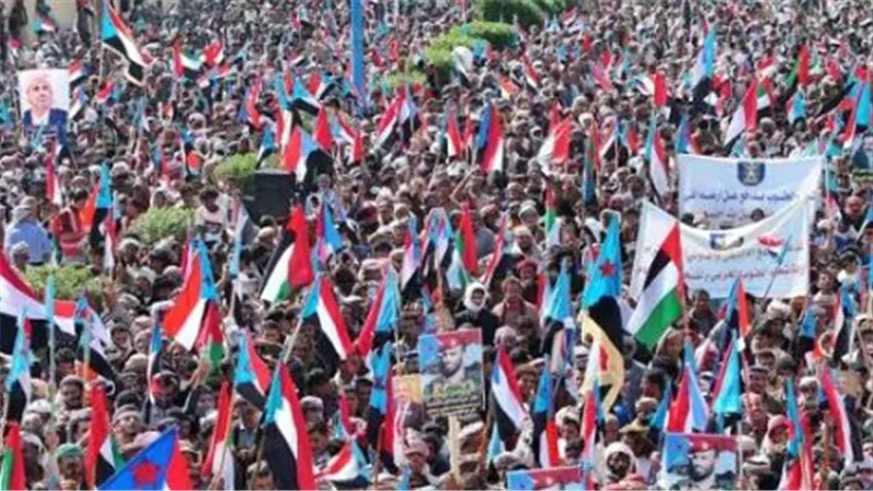 القضية الجنوبية في صدارة المشهد.. استحقاق حاسم في أي تسوية سياسية لإنهاء الحرب