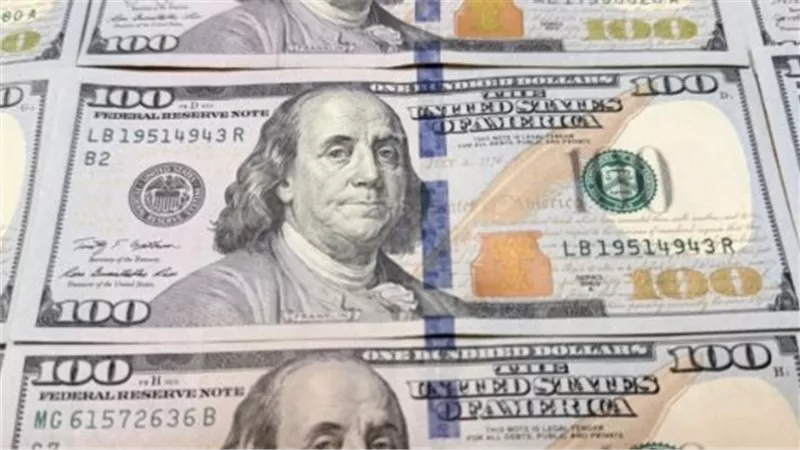 سعر الدولار الآن في البنوك.. تحرك محدود يلفت الأنظار