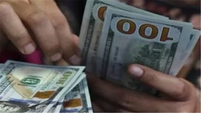 بكام الدولار النهارده؟ أسعار العملة الأمريكية في البنوك المصرية