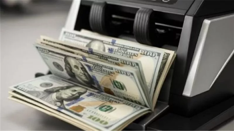 سعر الدولار مقابل الجنيه اليوم الأربعاء.. آخر تحديث في 9 بنوك مصرية