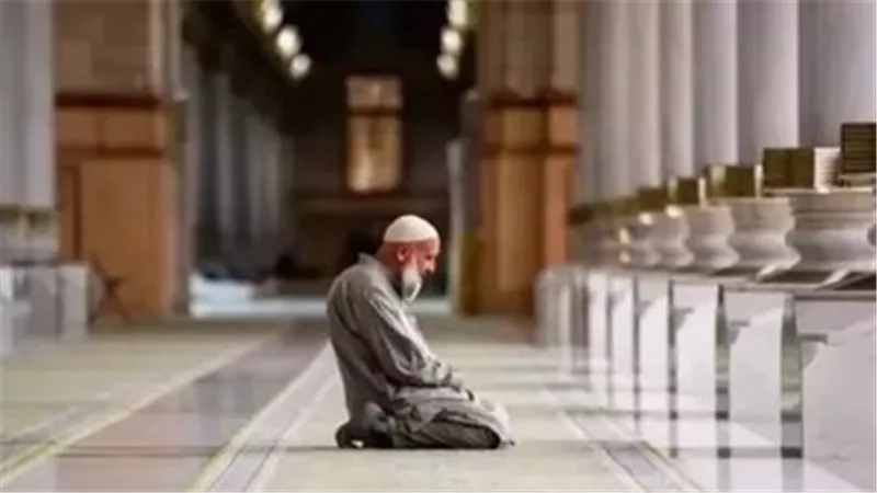 مواقيت الصلاة في الصعيد اليوم.. مواعيد الأذان في أسيوط وسوهاج وقنا وأسوان