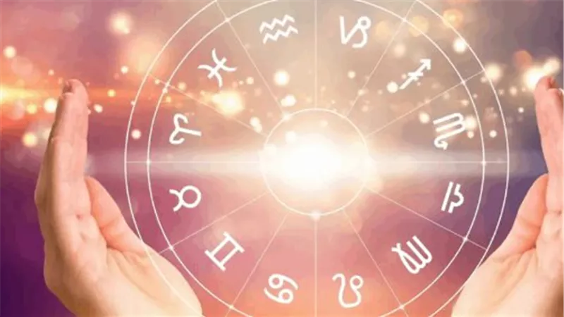 هل تحتاج إلى الحذر أم اغتنام الفرص؟ توقعات الأبراج اليوم تجيب عن أسئلتك