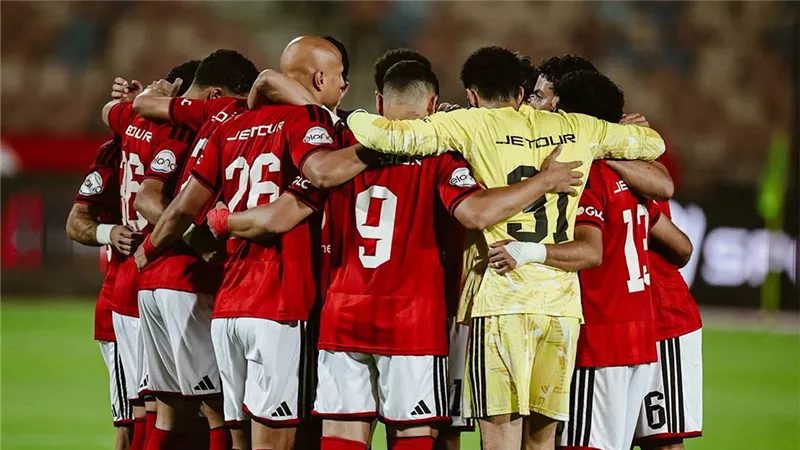 عقوبات مالية مضاعفة للاعبي الأهلي بعد التعادل مع القناة بالدوري المصري عقوبات مالية مضاعفة للاعبي الأهلي بعد التعادل مع القناة بالدوري المصري