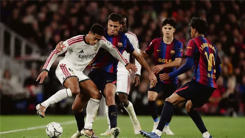 مباراة برشلونة وريال مدريد تحقق أعلى إيرادات في تاريخ الكلاسيكو بـ”كامب نو” مباراة برشلونة وريال مدريد تحقق أعلى إيرادات في تاريخ الكلاسيكو بـ”كامب نو”