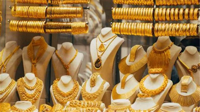 سعر الذهب اليوم في مصر.. عيار 21 يستقر بعد ارتفاعه 30 جنيهًا