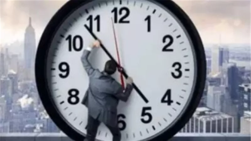 رسميًا.. موعد تطبيق التوقيت الشتوي في مصر 2026 وطريقة ضبط الساعة