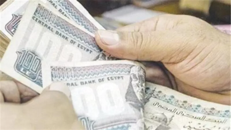  زيادة أجور المعلمين وحوافز القطاع الطبي.. أبرز مستهدفات الحكومة لتحسين الدخول
