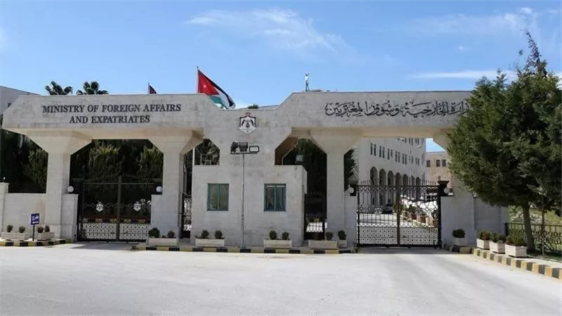 الأردن يستنكر استهداف الحوثيين لمنشآت اقتصادية ومدنية في السعودية