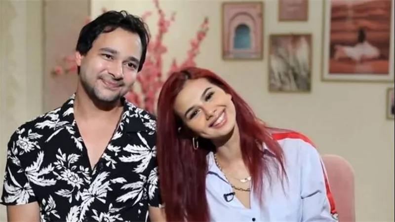 الفنانة المصرية منة عرفة تطل على جمهورها للمرة الأولى منذ إعلان انفصالها عن زوجها