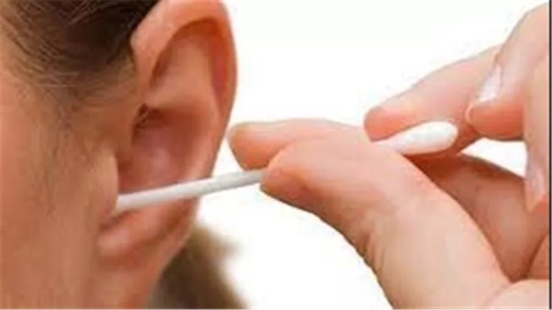  لماذا تنسد الأذن وإلى إي أمراض يشير هذا الشعور؟