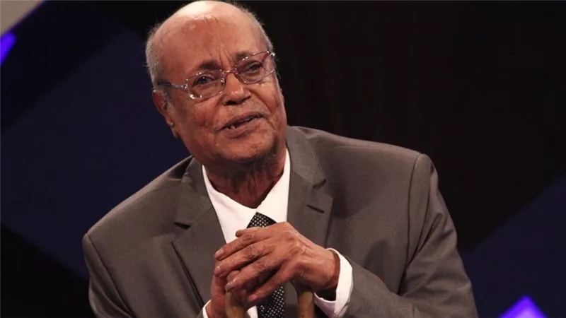 وفاة الشاعر والموسيقار السوداني السر قدور بالقاهرة