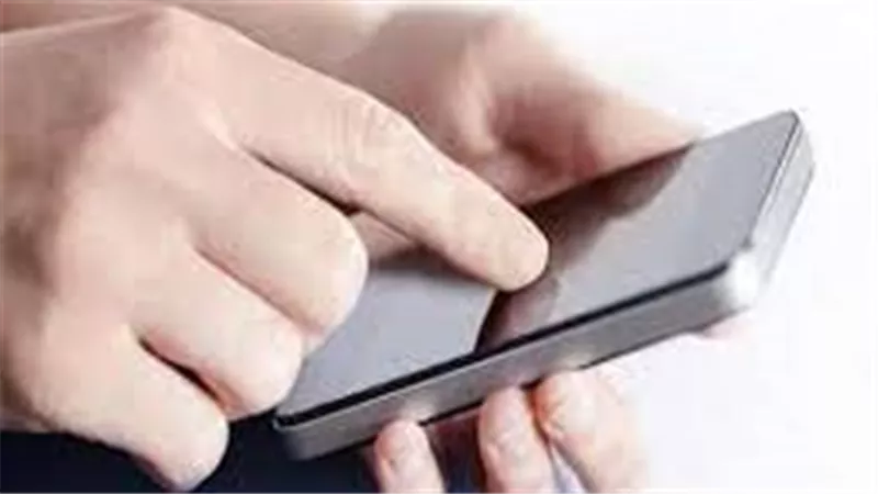  دراسة حديثة: استخدام الهاتف المحمول بانتظام لا يزيد من خطر الإصابة بأورام المخ