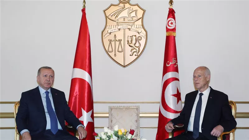 بسبب تصريحات أردوغان.. تونس تستدعي سفير تركيا