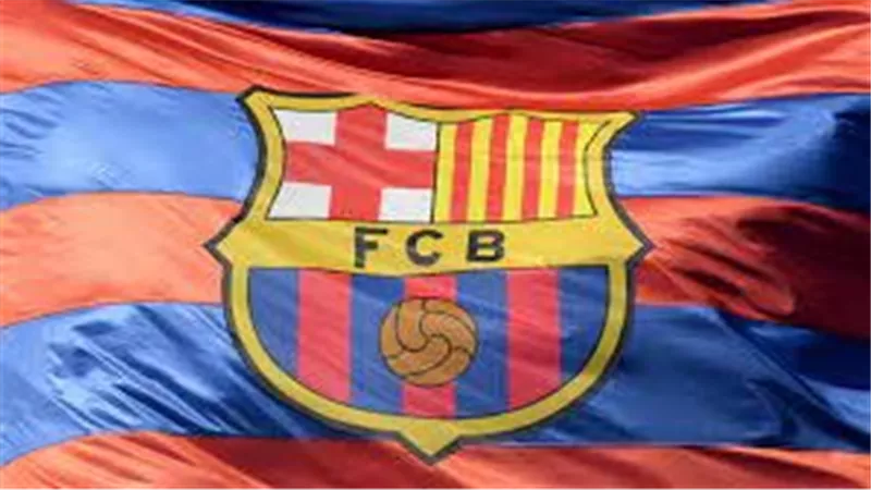 ما هو التشكيل المتوقع لبرشلونة ضد آينتراخت فرانكفورت؟