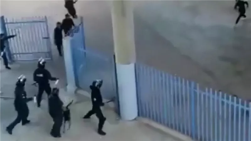 إصابة 3 من عناصر الشرطة التونسية إثر اشتباك مع جمهور الترجي