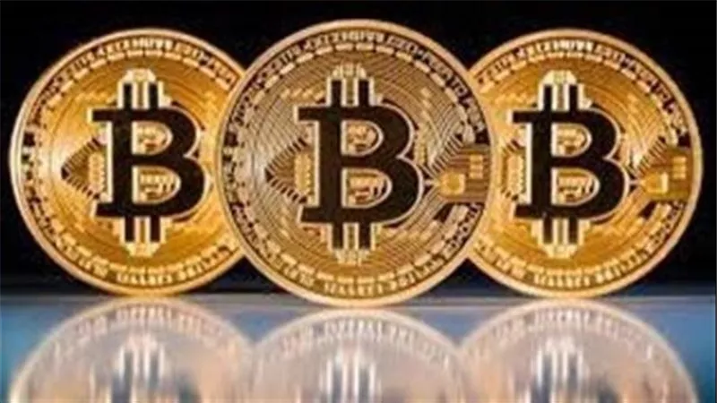 ارتفاع سعر عملة بيتكوين الرقمية المشفرة 3ر0% إلى 42 ألفًا و593 دولارًا 