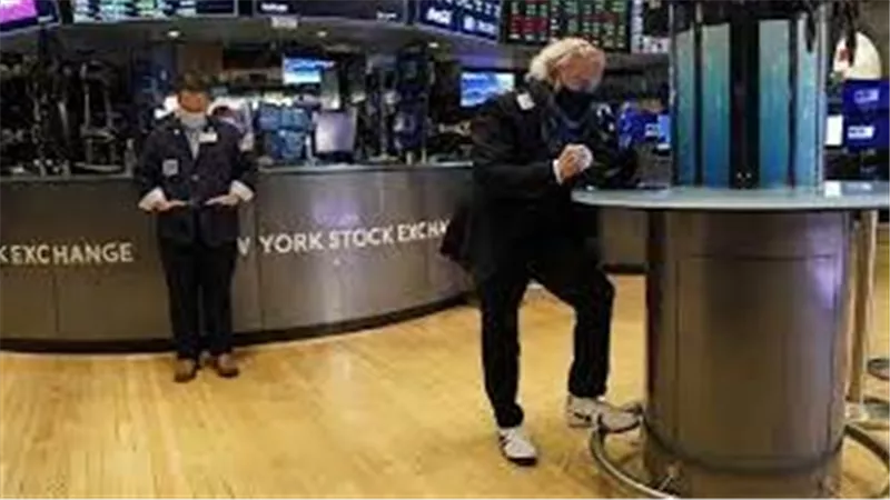 بورصة وول ستريت تغلق على انخفاض حاد