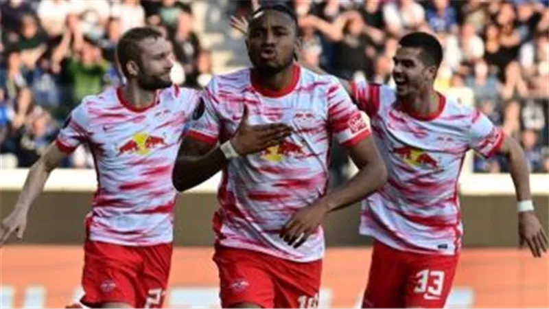 لايبزج يتأهل لنصف نهائي الدوري الأوروبي بعد تغلبه على أتالانتا 