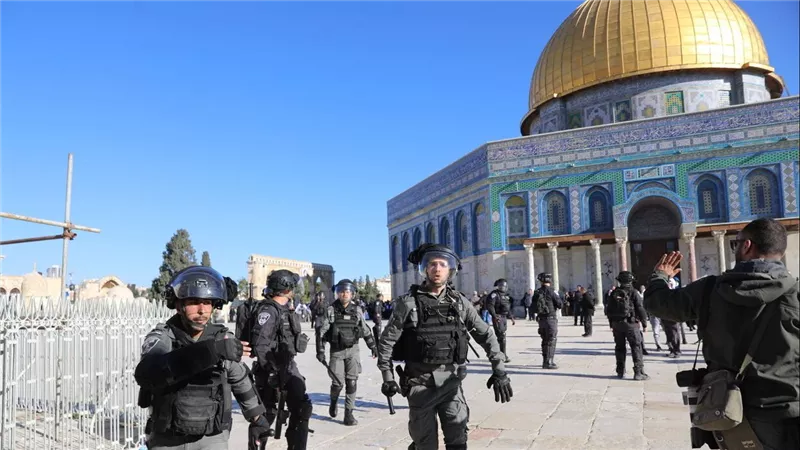 وسائل إعلام فلسطينية: مستوطنون يقتحمون باحة المسجد الاقصى لليوم الثاني على التوالي