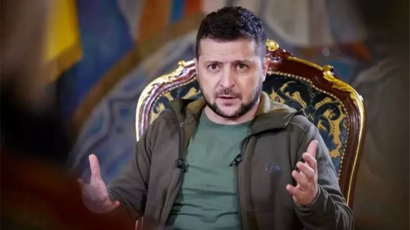 الرئيس الأوكرانى: روسيا بدأت معركة دونباس