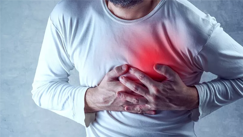 كيف تفرق بين نوبة القلبية والسكتة القلبية؟