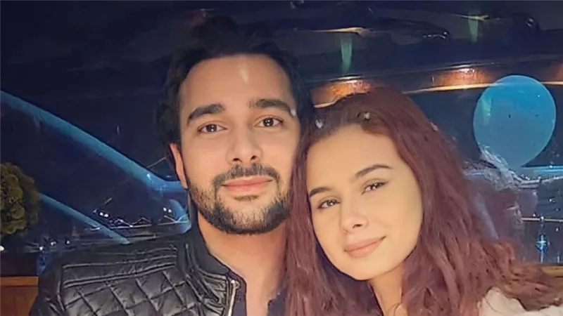 منة عرفة: لم انفصل عن محمود المهدي رسميًا
