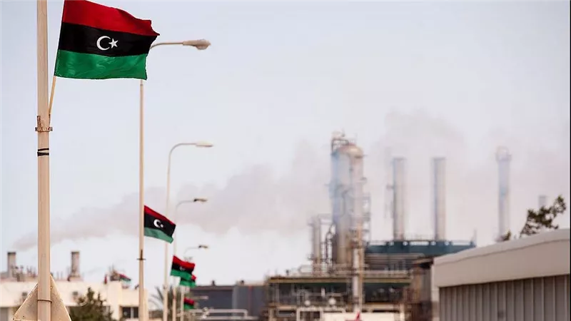 كيف بات النفط الليبي أسير الصراع السياسي في البلاد؟