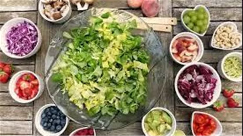 احذر.. لمن يزيد عمره عن الأربعين عاما عدم تناول مجموعة معينة من الأطعمة