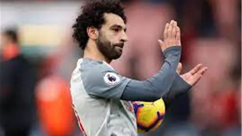 كيف أثار النجم المصري محمد صلاح، الجدل في أول تغريدة له بعد تأهل ريال مدريد الاسباني؟