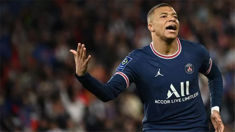 خلال الأسبوع الجاري.. اجتماع بين ممثلي مبابي وريال مدريد