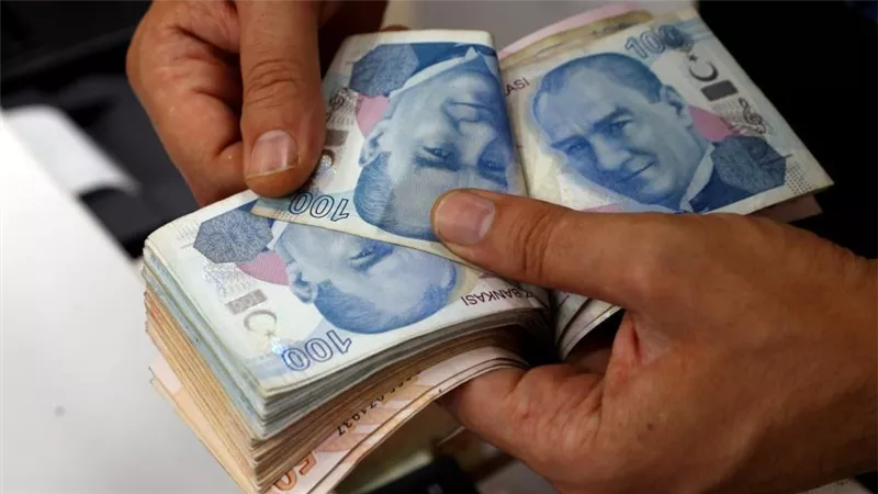 انخفاض الليرة التركية 0.4% أخرى مقابل الدولار اليوم الثلاثاء