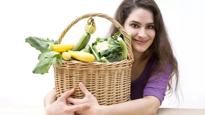 ما أهمية تناول الأغذية التي تحتوي على الكالسيوم؟
