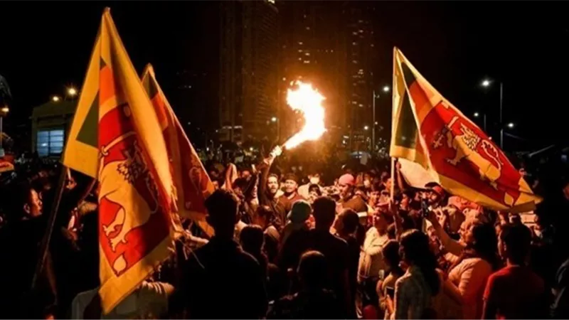 سريلانكا تقترب من أول تخلف عن سداد ديونها