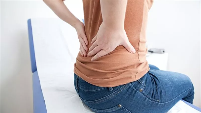 خبراء يكشفون كيفية مواجهة آلام الظهر