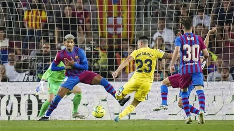 برشلونة ينهي الدوري الإسباني بخسارة جديدة
