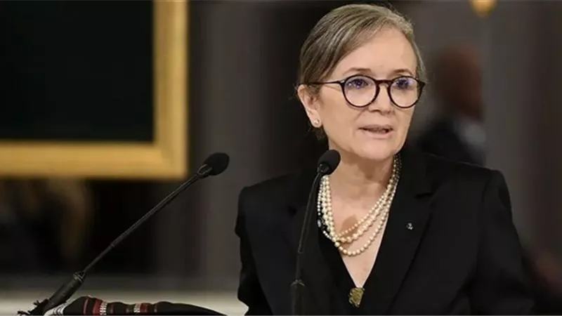 من دافوس.. رئيسة حكومة تونس: الكفاءات بصدد مغادرة البلاد