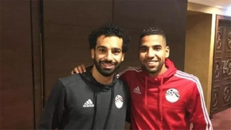 كواليس المفاجأة التي أعدها صلاح للاعب المصري مؤمن زكريا 