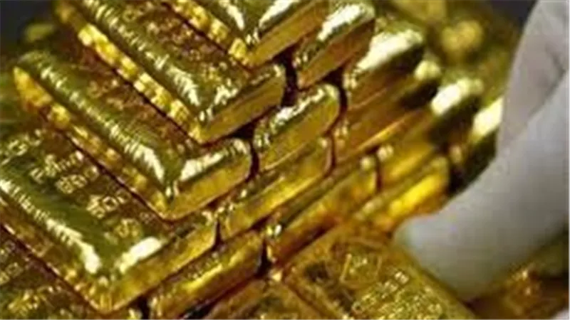 انخفاض أسعار الذهب اليوم الأربعاء مع صعود الدولار